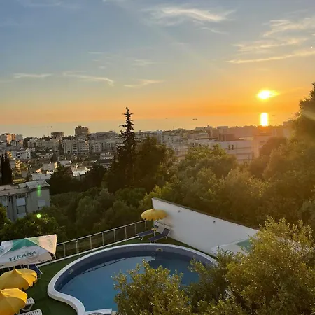 Viktoria Hotel Golem (Tirana)