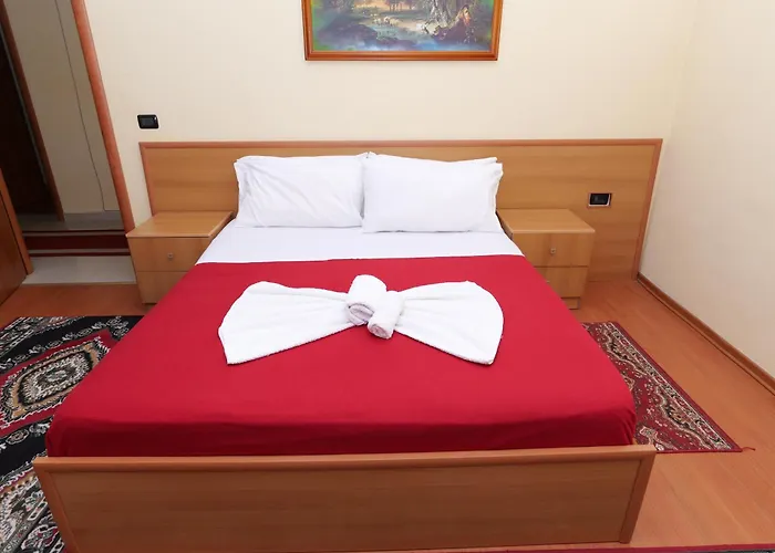 Viktoria 3* غوليم