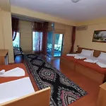 Viktoria 3* גולם