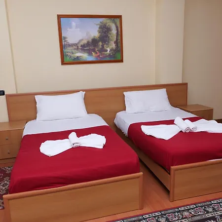 Hotel Viktoria Golem