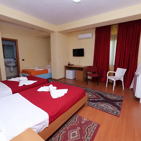 Viktoria Golem (Tirana)