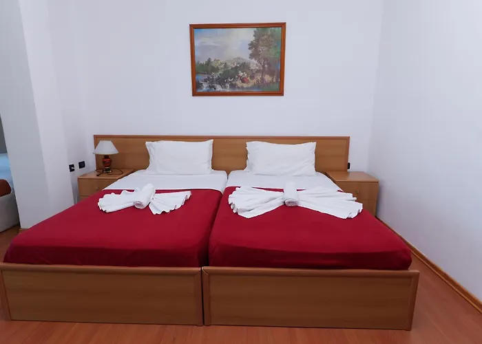 Viktoria Otel Golem (Tirana)