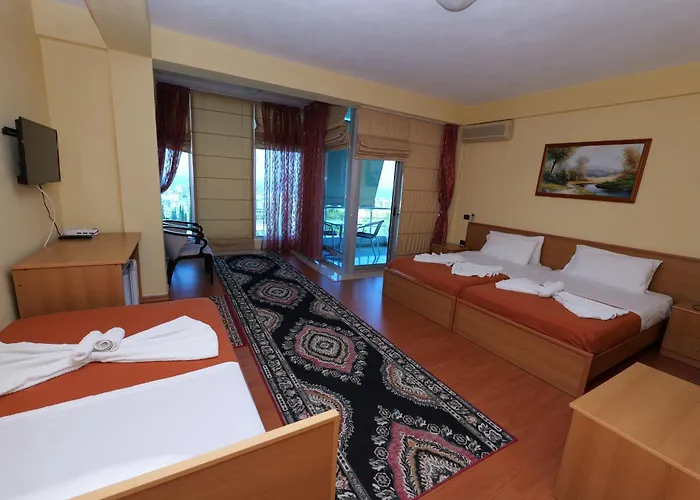 Viktoria 3* Golem (Tirana)