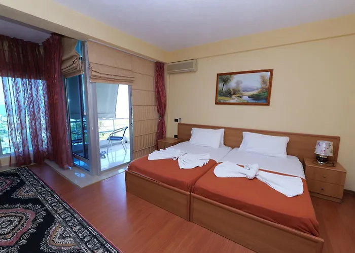 Otel Viktoria Golem (Tirana)