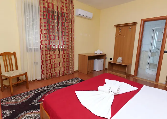 Hotel Viktoria 3*