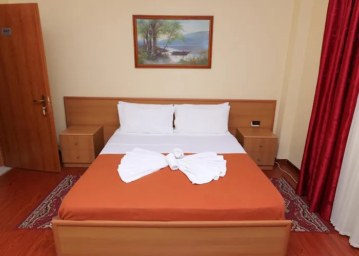 Hotel Viktoria Golem (Tirana)