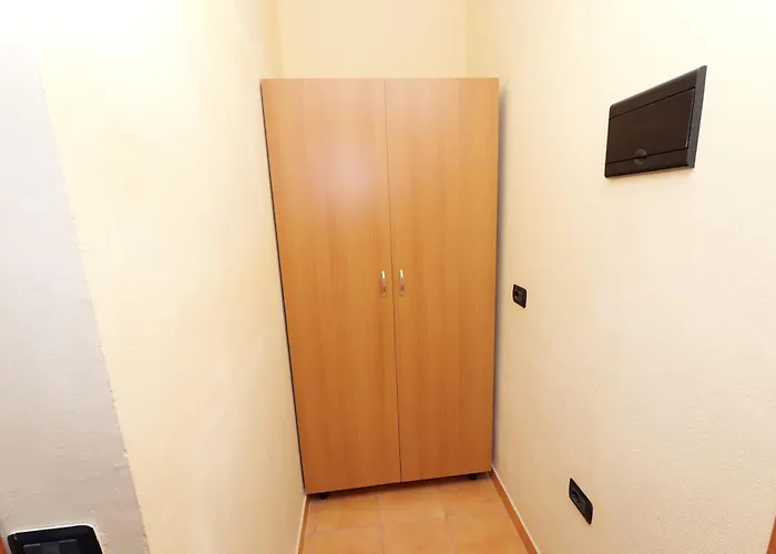 Otel Viktoria Golem (Tirana)